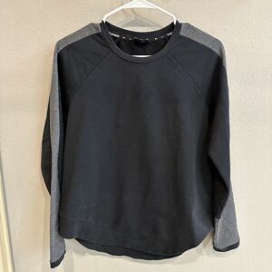 THE UPSIDE WOMENS KELELA TOP Black Gray Size:Small Size 6
